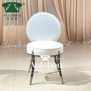 Chaise de salle à manger en velours blanc avec pieds en métal fer forgé - Product Image 2