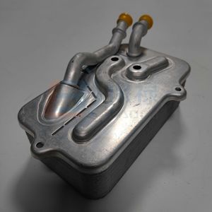 Radiador para Audi A6 A8 D3 V10 W12 4WD 09E409061, Pieza de Repuesto Nueva de Tamaño Estándar para Reparación - Product Image 2