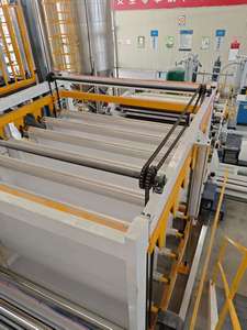 Ligne de production de rouleaux de membrane imperméable renforcée en <span class=keywords><strong>film</strong></span> auto-adhésif à bas prix avec extrudeuse, calandreuse et colleuse - Product Image 5