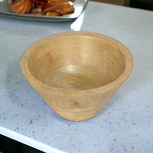 High Quality Vintage Acacia Wood Salad Bowl Classic Round Design Healthy Food & <b>Soup</b> <b>Container</b> for Home Kitchen Use - Product Image 5