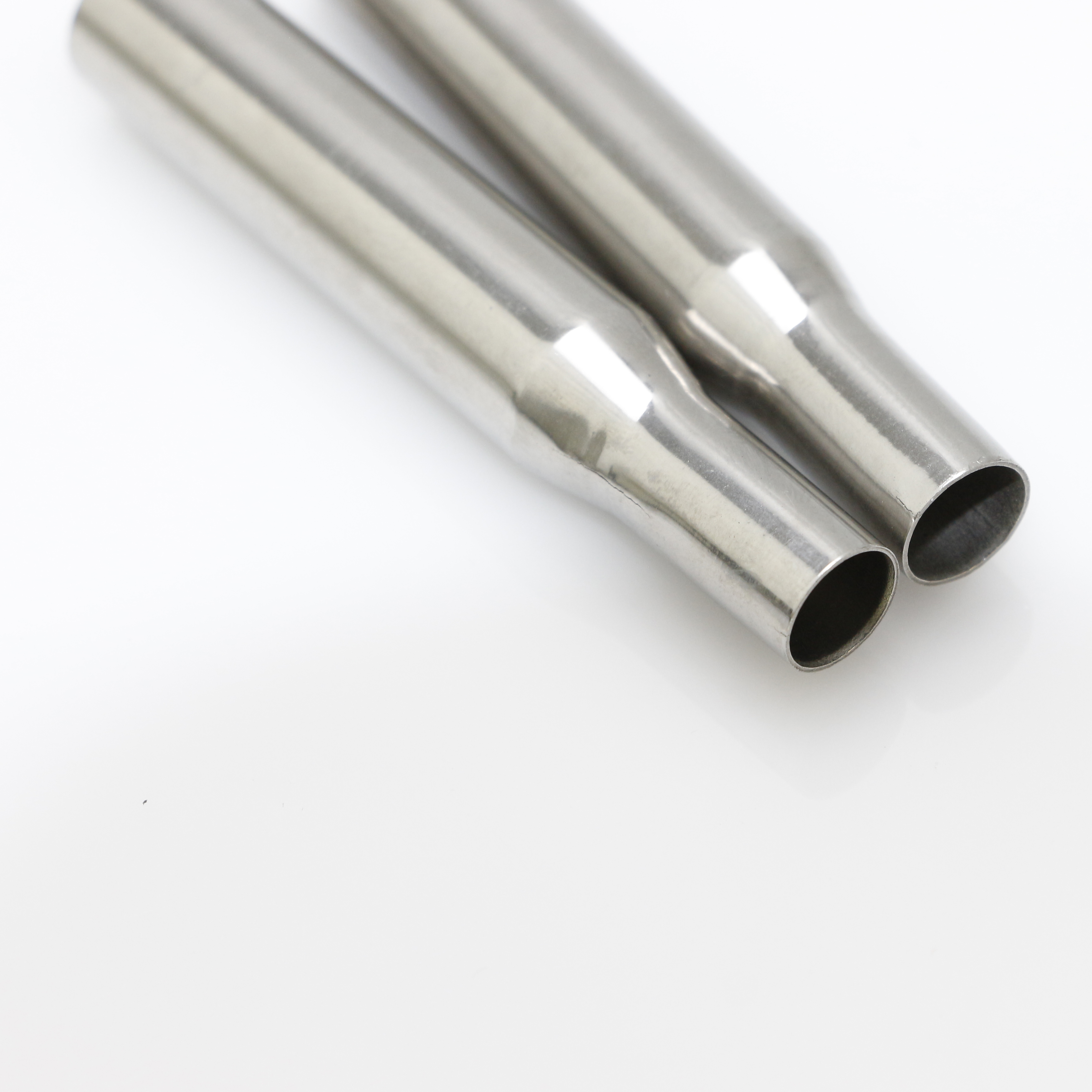 Stainless Steel Pipes Flat Cut And Smooth Resistant Steel Pipe