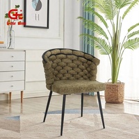 Chaise de salle à manger de style moderne pour appartement, hôtel, maison, mobilier rembourré en tissu, structure métallique durable, assise épaisse et luxueuse