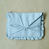 Sacs de protection matelassés en polyester pour tablette avec logo personnalisé pour femmes, pochette à volants pour livres, étui de voyage avec nœud – Vente en gros