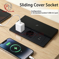 Prise de bureau encastrée FYNOVA avec couvercle coulissant manuel et ports de charge USB A+C pour table de conférence et mobilier de bureau