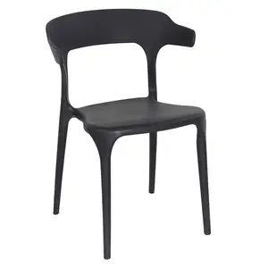 أسود الكراسي الحديثة مطعم مقهى عينة مجانية pp تكويم البلاستيك كرسي طعام