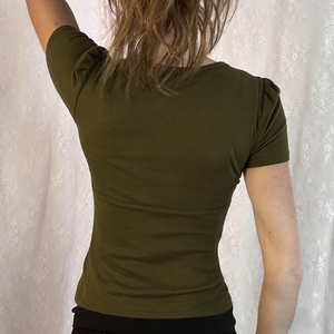 เสื้อยืดผู้หญิงคอวีพิมพ์ลายระบายแขนสั้นทรงเข้ารูปเสื้อถักลำลองแฟชั่นฤดูร้อน - Product Image 5