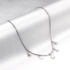 Collar Ason con Diseño Nuevo y Lujoso, Cadena Triple con Luna y Estrella, Zirconia, Chapado en Oro de 18K, Acero Inoxidable, para Fiesta - Product Image 6