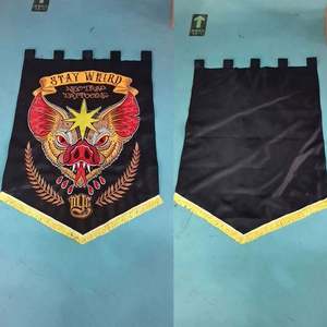 Drapeau de bannière médiévale et de la Renaissance sur mesure, 100 % polyester, imprimé et brodé, taille personnalisée pour drapeaux et bannières promotionnels - Product Image 5