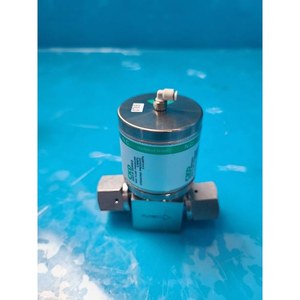 Válvula de Diafragma Operada por Aire CKD AGD21R-X0092, Usada como Pieza de Repuesto para Equipos Legacy Semiconductor - Product Image 4
