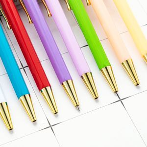 Stylos à bille hexagonaux couleur macaron avec logo personnalisé - Cadeaux promotionnels idéaux - Product Image 4