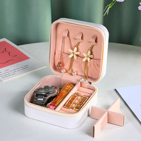 Boîte de rangement en cuir PU pour boucles d'oreilles de mode moderne pour filles, emballage artisanal simple, mini étui de voyage pour bijoux 10x10x5cm Modèle