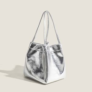 Bolso de Mano Cuadrado Pequeño de PU para Mujer, a la Moda, con Cierre de Cremallera, Forro de Poliéster, Nueva Tendencia Coreana, Multiusos, para el Tiempo Libre - Product Image 3