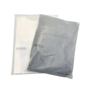 Sac auto-scellé compostable mat imprimé personnalisé t-shirt maillots de bain vêtements sacs adhésifs vêtements givrés sacs de fécule de maïs - Product Image 4