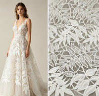 Tissu de dentelle chimique guipure soluble dans l'eau, broderie ajourée, motifs de feuilles botaniques élégantes, pour robe de mariée