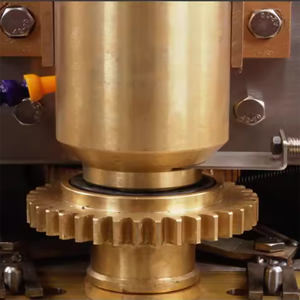 Machine à haut rendement de <span class=keywords><strong>table</strong></span> pour faire des boulettes de viande Machines à rouler les boulettes de viande commerciales Machine électrique de petites boulettes de viande - Product Image 6