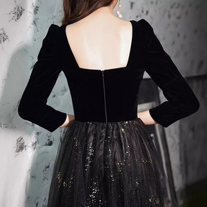 Women's Black Velvet Evening Dress Sweetheart Neckline Long Sleeve A-Line Empire Waist Formal Party Host Art Exam Dress - Product Image 4