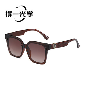 Square Frame <b>Sunglasses</b> For Women Black PC UV400 Light Weight - Product Image 5