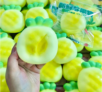 Trendy gele kleine ananasvormige squishy stressverlichtende speeltjes schattige PU langzaam rijzende squishy fruit knijp zachte kinderspeelgoedjes