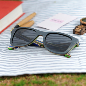 Lunettes de soleil pour hommes de haute qualité en bois recyclé de haute qualité, <span class=keywords><strong>meilleur</strong></span> prix d'usine avec logo personnalisé, produit à la vente - Product Image 4
