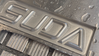 Routeur CNC 3 axes haute précision SUDA avec moteur de broche 2,2 kW, pompe à engrenages et maintien automatique des pièces sous vide pour un travail efficace de l'aluminium