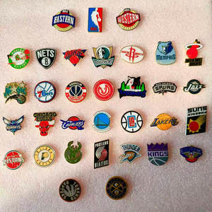 Épingles à revers en alliage de zinc chaud, cadeaux souvenirs, épingles en émail sportives, épingles personnalisées en 3D, judo, rugby, basketball, football, badges - Product Image 1