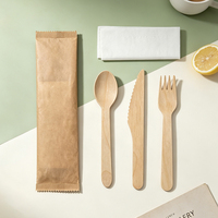 Ensemble de couverts jetables écologiques biodégradables en bois de bouleau naturel, couteau, fourchette, cuillère, serviette, emballés individuellement, pour la restauration