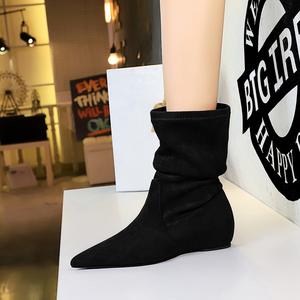 <span class=keywords><strong>Stivali</strong></span> Skinny a Metà Polpaccio da Donna Bigtree Shoes 6383-6 in Camoscio Autunnale, Stile Retrò Versatile, Fodera in Ecopelle/PU, Comfort Antiscivolo - Product Image 3