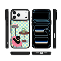 Coque de téléphone AG Feeling Black Edge avec motif chat doré et carreaux verts pour iPhone 17, 17 Pro Max, 16 Pro, 15, 15 Pro Max, 15 Pro, 14 Pro Max – Coque magnétique