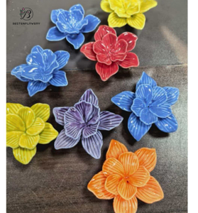 Alimentatore per api in ceramica colorata, stazione d'acqua artigianale per pollinatori, decorazione per giardino e cortile - Product Image 3