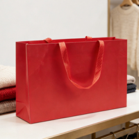 Sac cadeau en papier blanc de qualité supérieure, durable, réutilisable, écologique, avec logo personnalisé, pour les magasins de chaussures et de vêtements, avec poignée en ruban, vente en gros