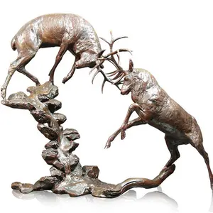 青铜雕塑-战斗马鹿-野外战斗-青铜狩猎小屋装饰中的野生动物