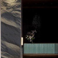 Panneaux muraux en pierre PU, dalles de pierre, grandes planches adaptées à une utilisation intérieure et extérieure ; les couleurs et les dimensions peuvent être personnalisées