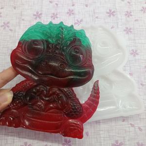 Moldes de fundición de resina hechos a mano para adornos decorativos DIY estilo Ins herramientas de escritorio de silicona molde de Papá Noel - Product Image 4