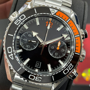 Orologio Subacqueo da Uomo Seiko con Movimento al Quarzo Cronografo, Sea <span class=keywords><strong>Master</strong></span> Sport, Cassa e Cinturino in Acciaio Inossidabile di Lusso, Lancette Luminose - Product Image 4