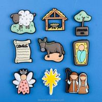 Breloques en PVC personnalisées unisexe en gros, pack de lettres populaires, décorations de chaussures, accessoires à bouton pour la partie supérieure