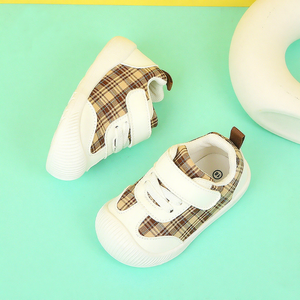Chaussures pour enfants personnalisées, baskets pour enfants, chaussures de sport d'hiver pour filles, chaussures décontractées noires et roses pour enfants, chaussures à fleurs pour filles - Product Image 4