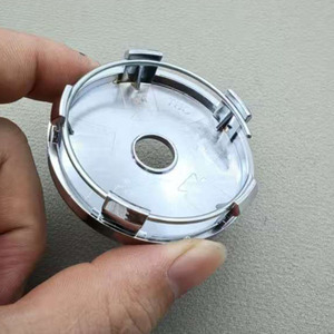 Cache-moyeu <span class=keywords><strong>de</strong></span> <span class=keywords><strong>roue</strong></span> universel 60 mm pour Audi BMW Mercedes Benz Toyota Ford Kia Honda <span class=keywords><strong>Opel</strong></span> Renault - Product Image 6