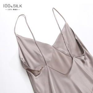 Nouvel arrivage de <span class=keywords><strong>robe</strong></span> sexy en soie de mûrier à la mode en V de Lyon <span class=keywords><strong>Robe</strong></span> longue d'été de soirée d'été pour dames - Product Image 4