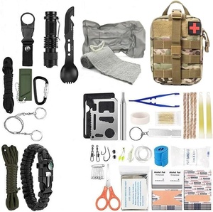 Mochila de Supervivencia Completa para 72 Horas, Equipada con Kit de Primeros Auxilios Táctico, Radio, Tijeras y Gas Portátil para Camping - Product Image 1
