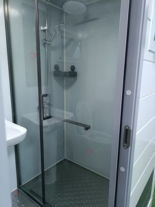 Unité de toilettes et de douche modulaire portable pour extérieur, préfabriquée hors site, bloc sanitaire de jardin - Product Image 4