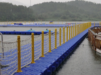Quai flottant en polyéthylène péniche en plastique quais flottants bouée pour fournitures marines quai flottant à vendre