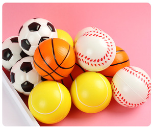 Mini PU futbol topu stres topu sıkmak oyuncaklar çocuklar için açık spor oyuncak Logo baskı çocuk dostu anti-stres promosyon kullanımı - Product Image 3