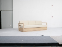 Canapé de mariage moderne en bois massif, mobilier de location pour événements extérieurs, banc 3 places pour décoration de toile de fond de réception de mariage