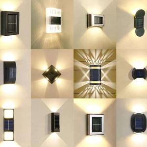 Applique murale solaire LED extérieure étanche pour jardin, éclairage haut et bas, idéale pour cour, escalier, porche - Product Image 1