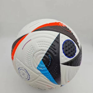 Precio de fábrica al por mayor, balón de fútbol de PU, diseño profesional, balón de fútbol personalizado, tamaño estándar 5, partido oficial - Product Image 1