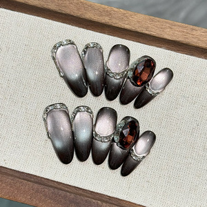 Faux ongles à presser œil de chat français, <span class=keywords><strong>violet</strong></span> <span class=keywords><strong>foncé</strong></span> galaxie, faits main, avec accents dégradés nude et petits strass, amovibles, ultra-fins, artificiels - Product Image 4