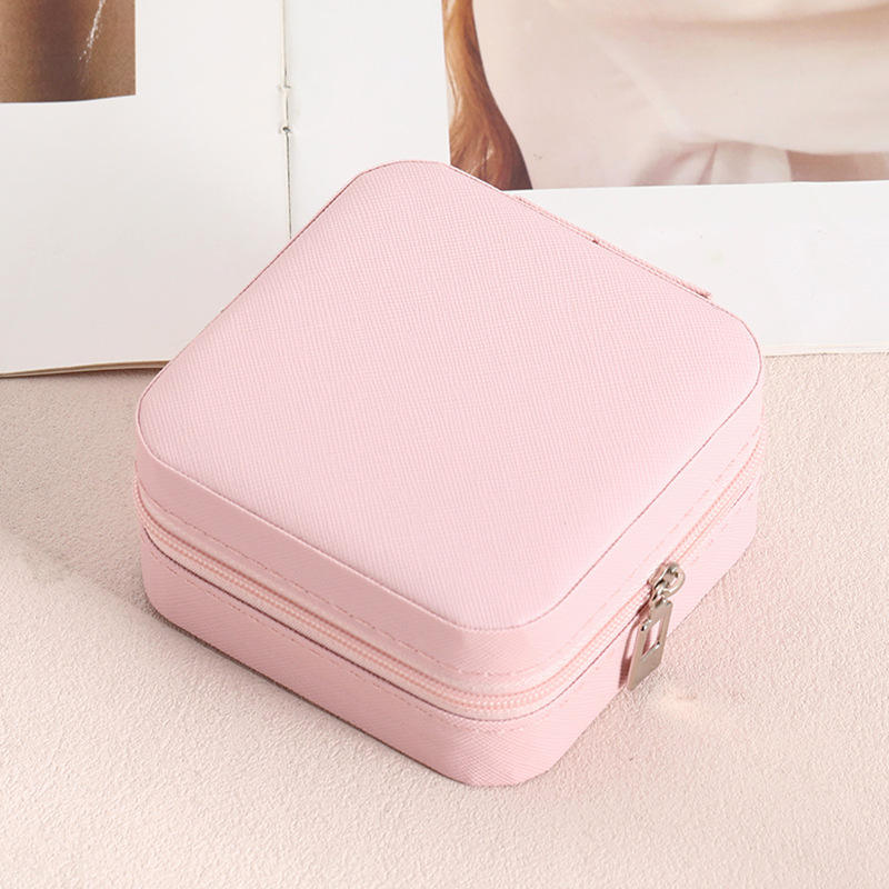 กล่องซิป [สีชมพูอ่อน]; 10x10x5cm