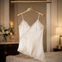 Chemise de nuit en satin de soie ivoire éthéré, coupe asymétrique, avec dentelle florale, col en V, pour le rembourrage et le filage