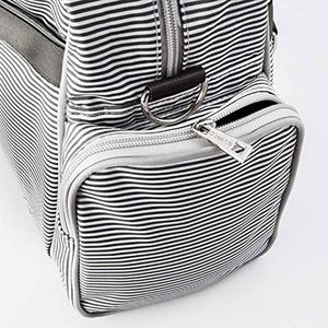 Sac à langer pour bébé, fabriqué en usine BSCI, imperméable, unisexe, rayé gris et crème - Product Image 5