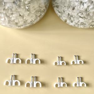 Clip de câble <span class=keywords><strong>en</strong></span> plastique Clou <span class=keywords><strong>en</strong></span> acier 100pcs PE Clip de serrage de câble largement utilisé pour serrer le fil - Product Image 4